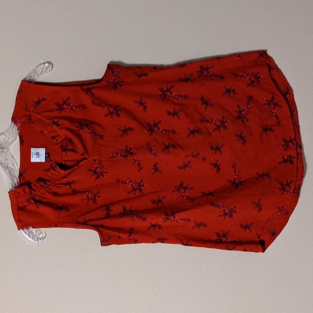 Cabi top Size small